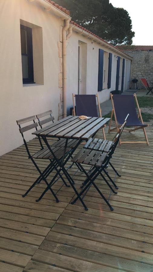 La Possibilite D'une Ile Boyardville